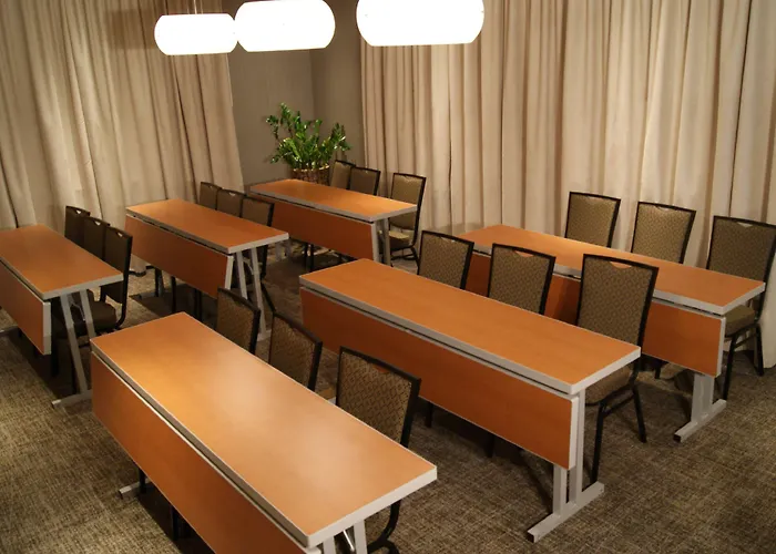 Hotel Springhill By Marriott Chicago Waukegan/gurnee